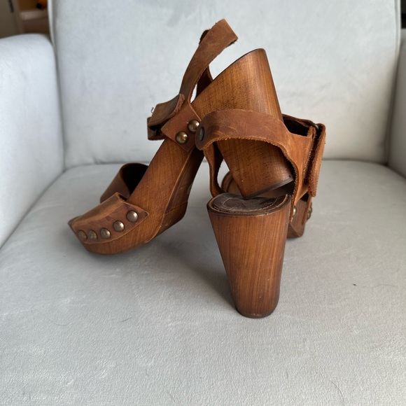A. Giannetti Italian Leather Wooden Platform Heel Clogs - Picture 3 of 5